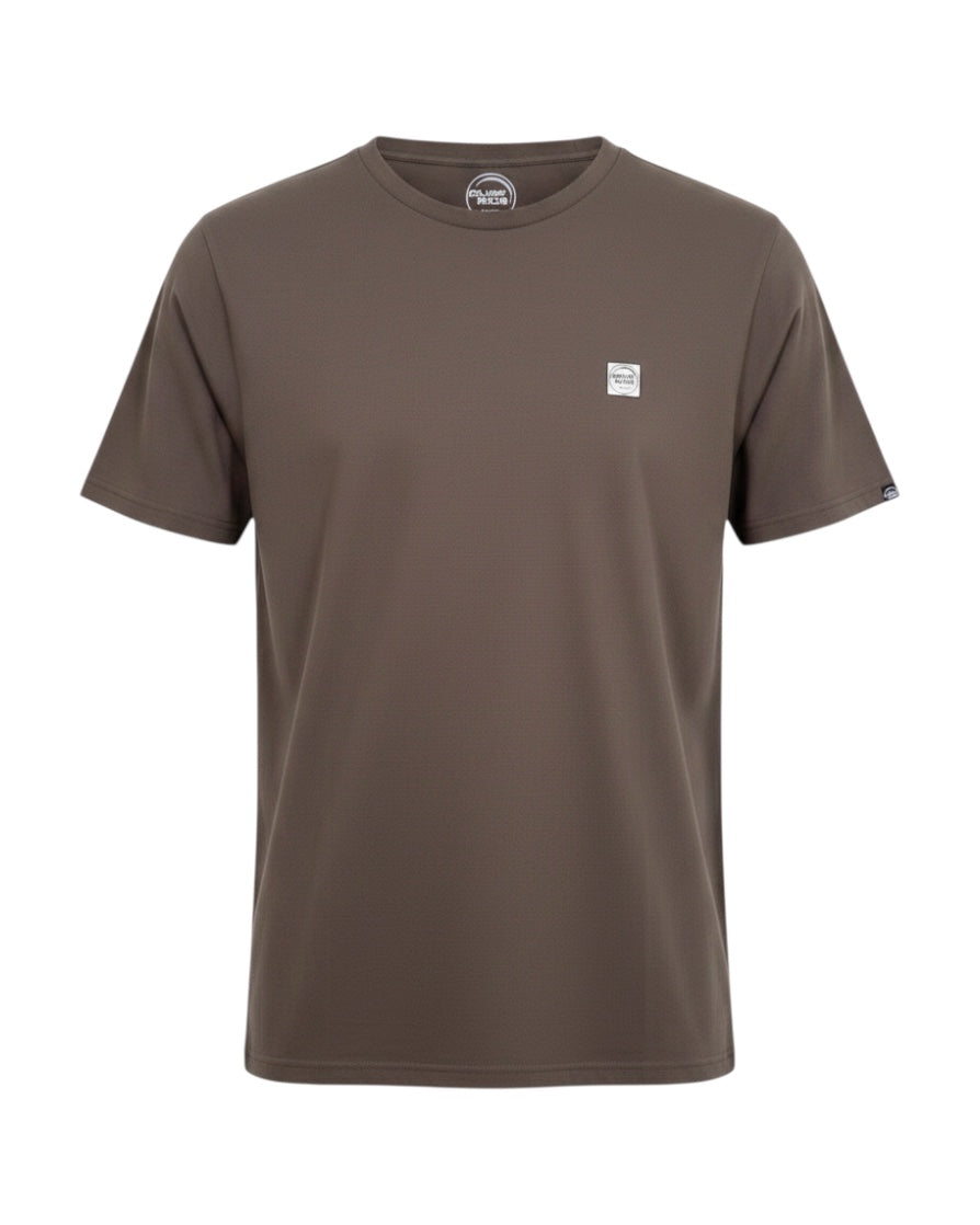 Dusk Ride Premium T-Shirt aus brauner Baumwolle mit kleinem Logo-Patch auf der Brust