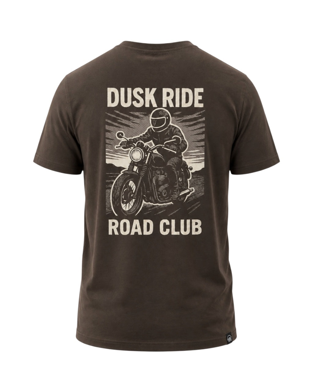 Dusk Ride Premium T-Shirt in Braun aus 100% Baumwolle mit Motorrad-Grafikdruck auf dem Rücken