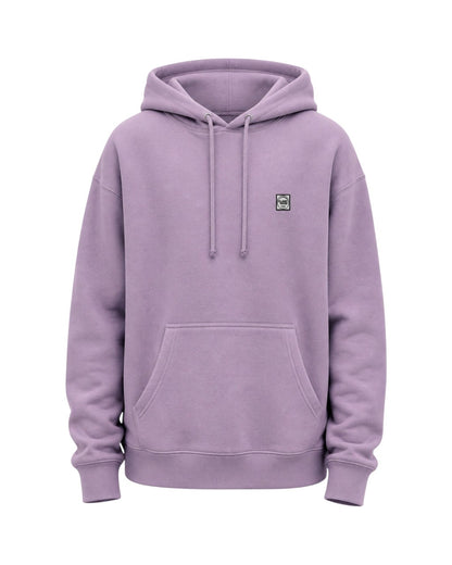 Dusk Ride Heavy Premium Hoodie in Flieder mit Kapuze, Kängurutasche und kleinem Logo-Patch auf der Brust