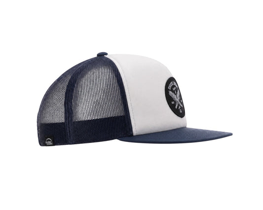 Dusk Ride Trucker Cap in Dunkelblau und Weiß mit Spark Plug Patch und Mesh-Rückseite
